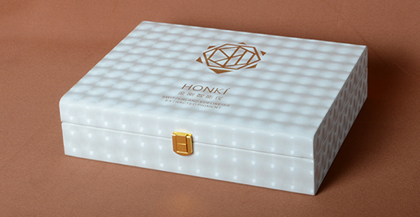 Custom cosmetics manufacturers _ custom cosmetics box manufacturers price 